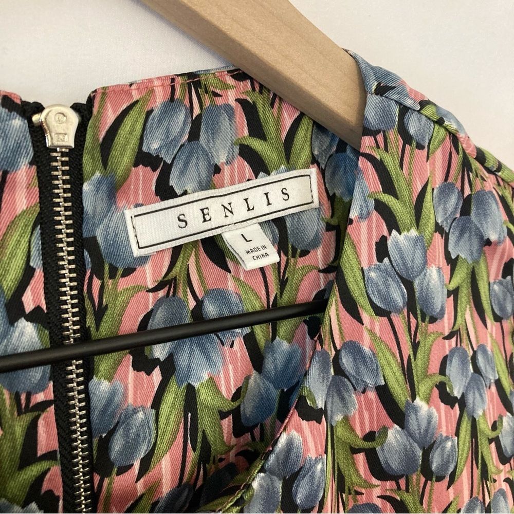 Senlis Cropped Floral Sleeveless Top Large NWOT Pink Blue Tulips Zipper Back - Picture 3 of 6